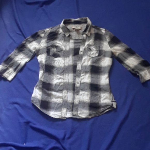 Arizona Women Black&White Plaid Flannel - Picture 4 of 11